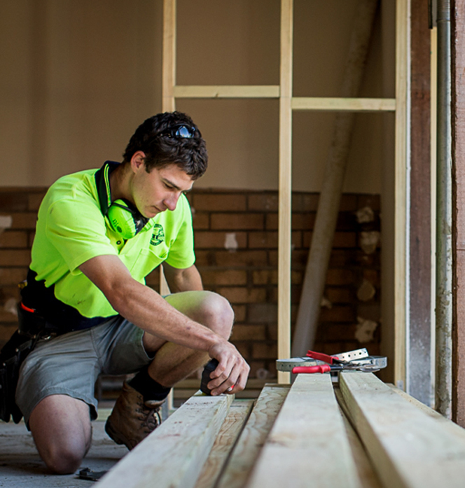 Carpentry Apprenticeship (Joinery Apprenticeship) a Carpenter